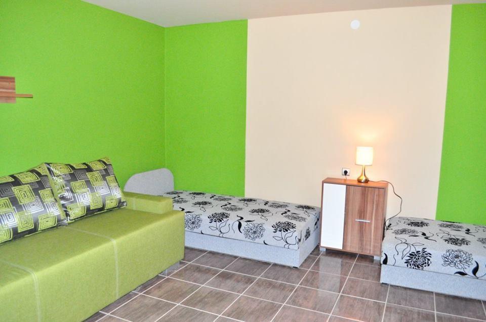 Ferienwohnung Bornemisza Kuria Tiszabecs Exterior foto