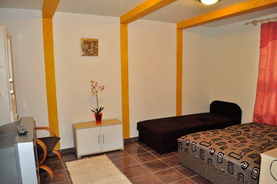 Ferienwohnung Bornemisza Kuria Tiszabecs Exterior foto