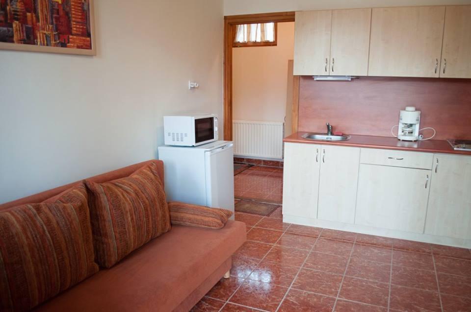 Ferienwohnung Bornemisza Kuria Tiszabecs Exterior foto