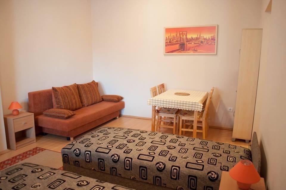 Ferienwohnung Bornemisza Kuria Tiszabecs Exterior foto